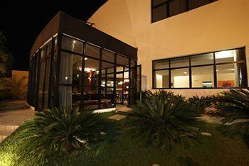 Executive 4*